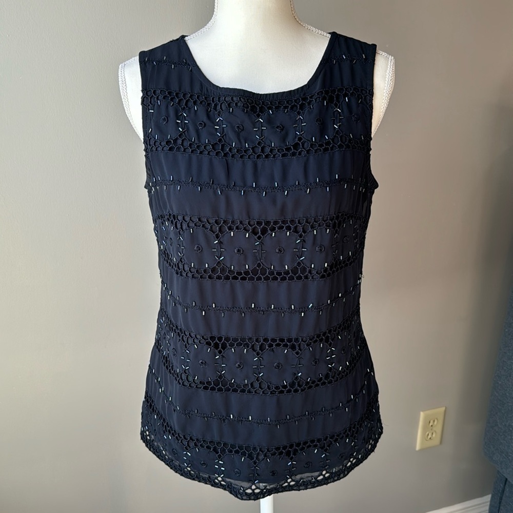 Banana Republic beaded eyelet blouse, sleeveless navy blue Size 8